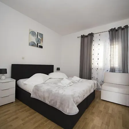 Apartment Apartments Robert Brela